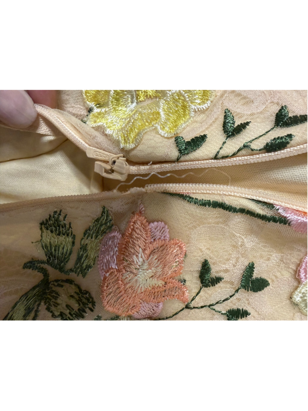Mac Duggal Floral Embroidered One Shoulder Formal Gown Size 4 AS IS - Picture 11 of 13